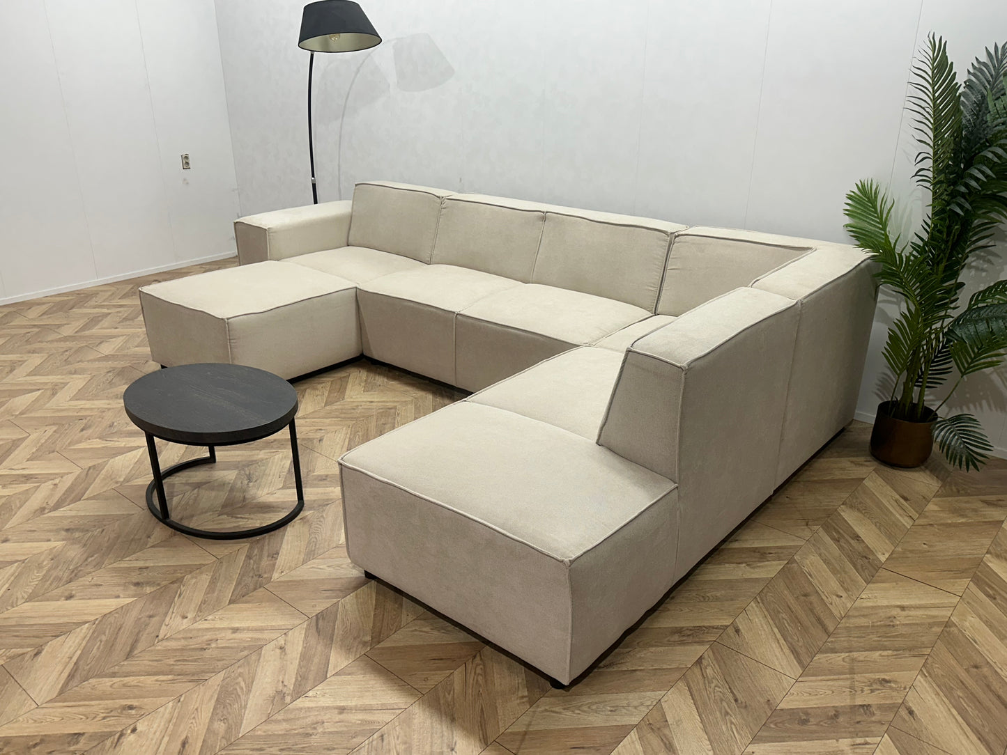 !Showroommodel! Crème Suede Stoffen U Bank