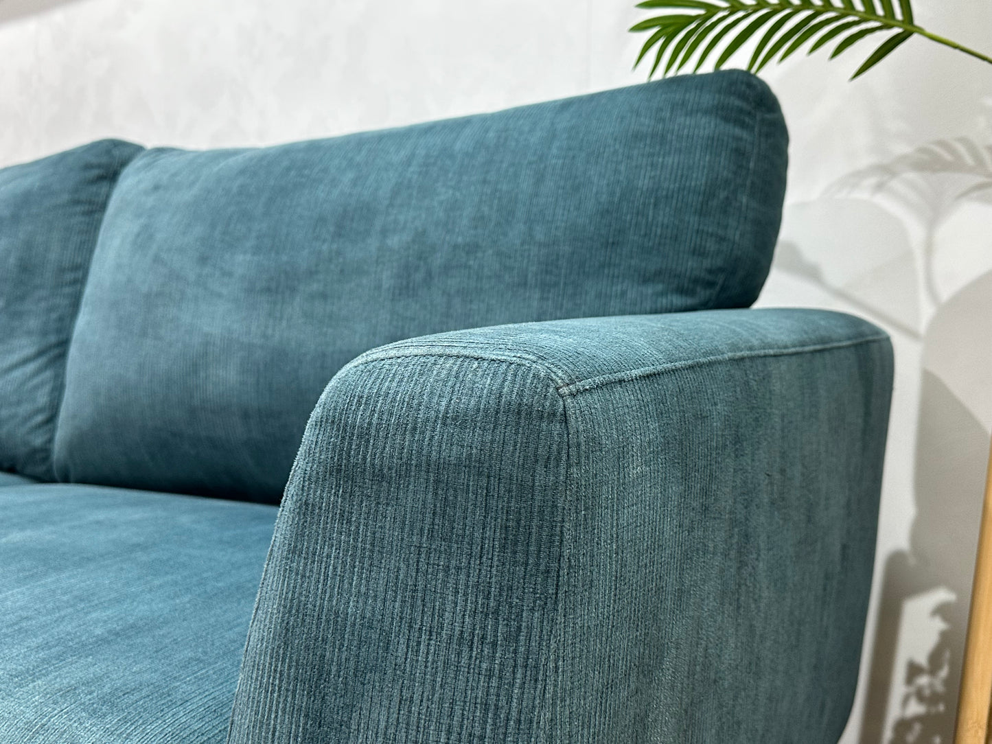 Blauwe Ribstof 2.5-Zits Bank ~ Losse Rugkussens Met Afneembare Hoezen