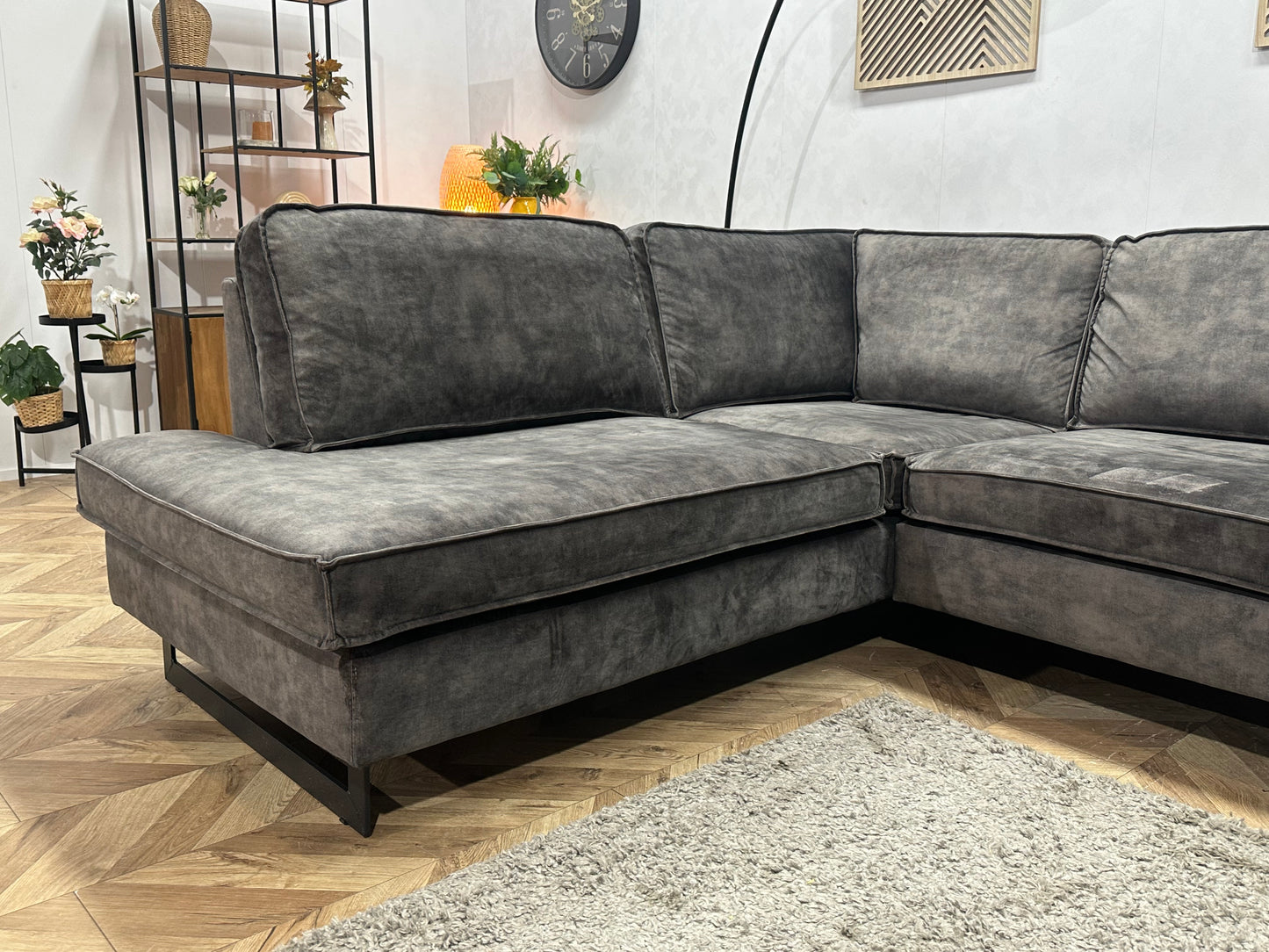 Antraciet Velvet Hoekbank ~ Losse Kussens Met Afneembare Hoezen