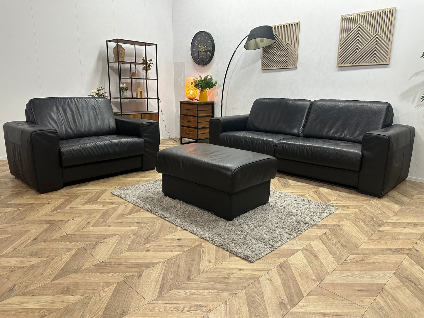 H&H Zwart Lederen Banken Set Incl Hocker ~ Vaste Kussens