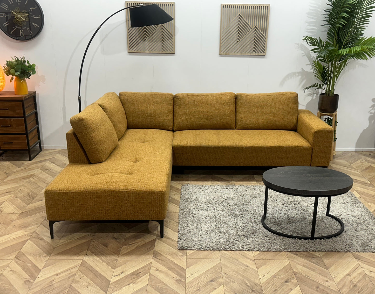 Gele Hoekbank ~ Losse Rugkussens Met Afneembare Hoezen