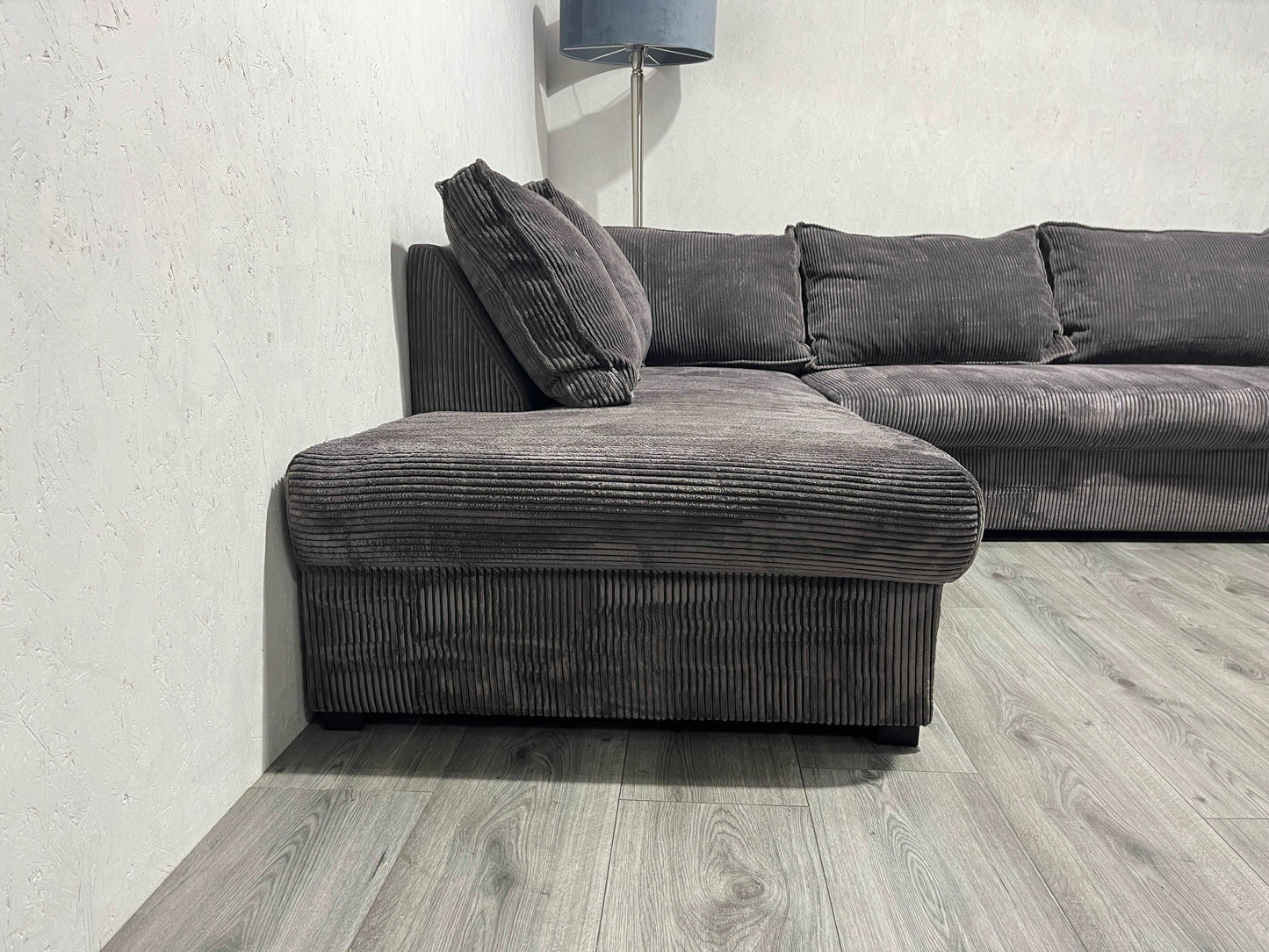 Antraciet Ribstof U Bank ~ Nieuwstaat