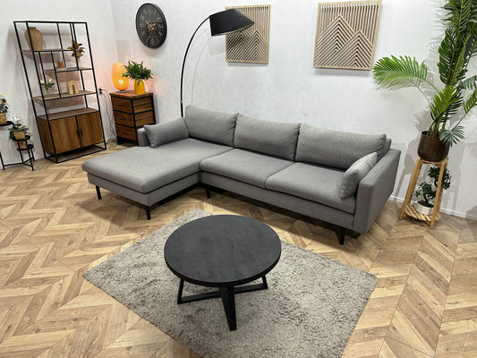 Grijze Hoekbank ~ Losse Kussens Met Afneembare Hoezen