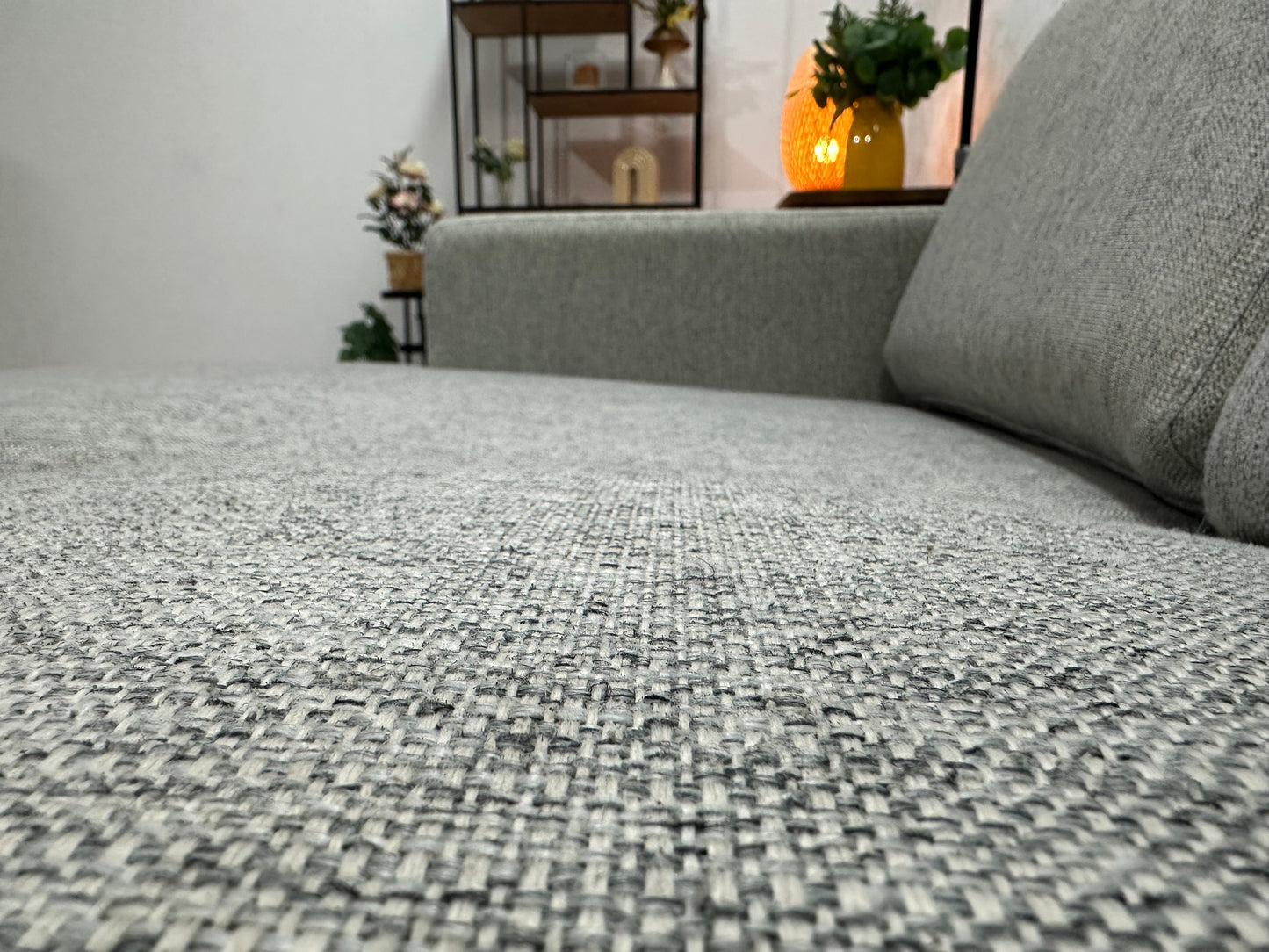 Licht Grijze Hoekbank ~ Losse Rugkussens Met Afneembare Hoezen