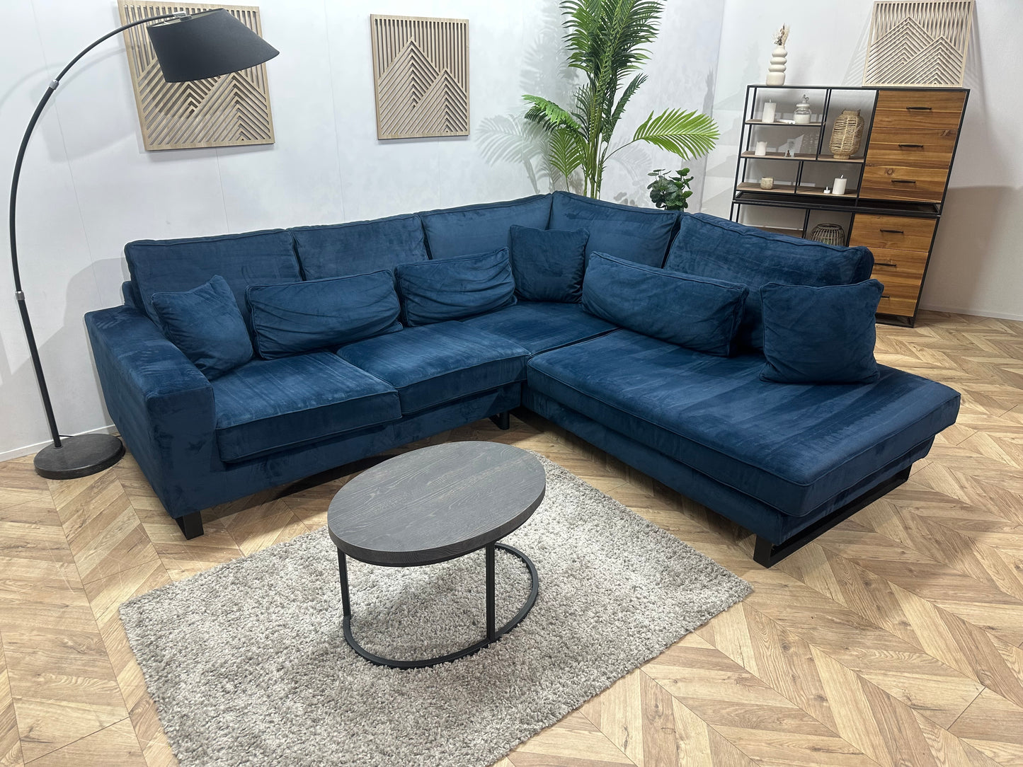 Blauwe Velvet Hoekbank ~ Losse Kussens Met Afneembare Hoezen