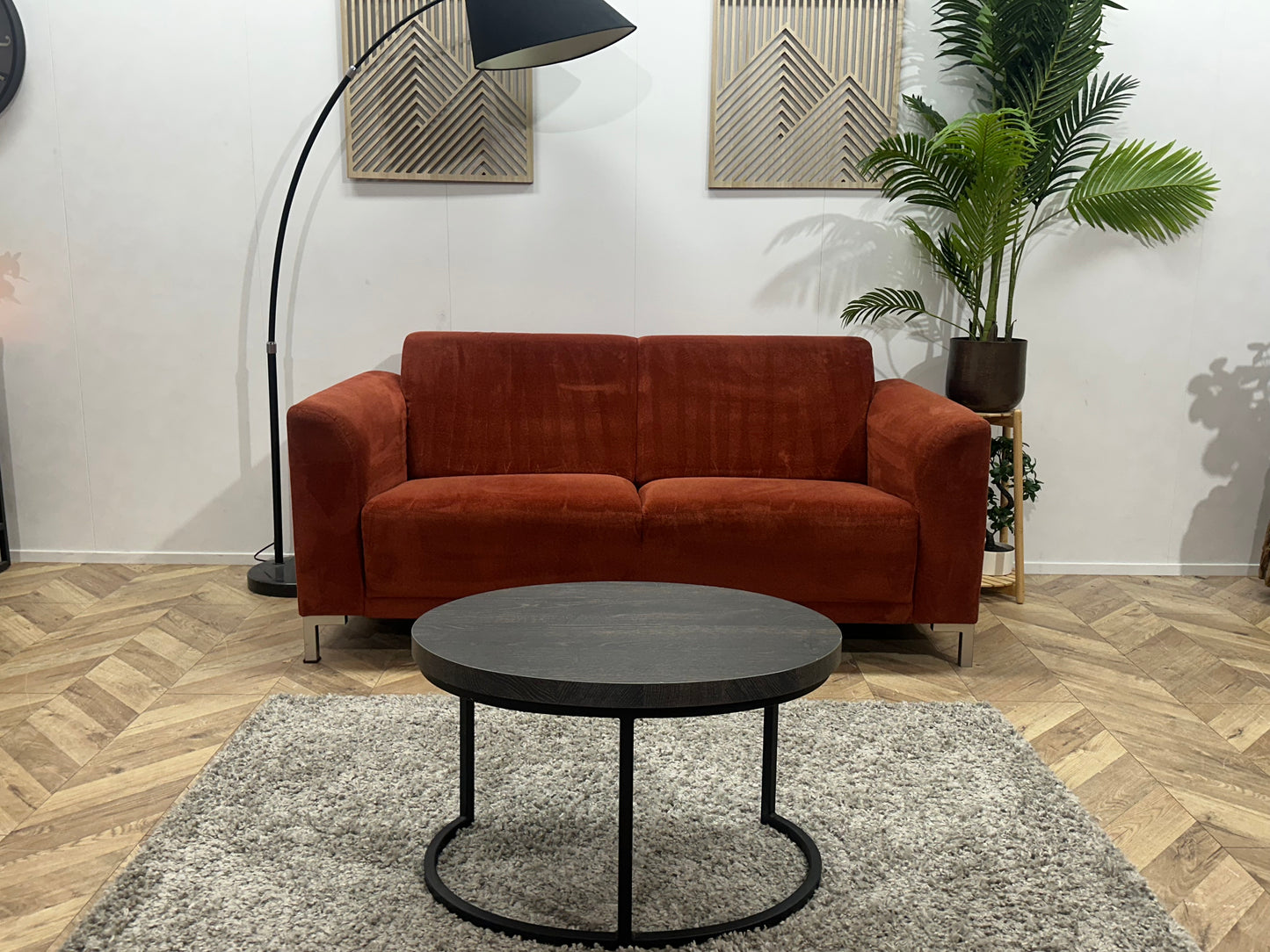 Rode Suède Stoffen 2.5-Zits Bank ~ Vaste Kussens