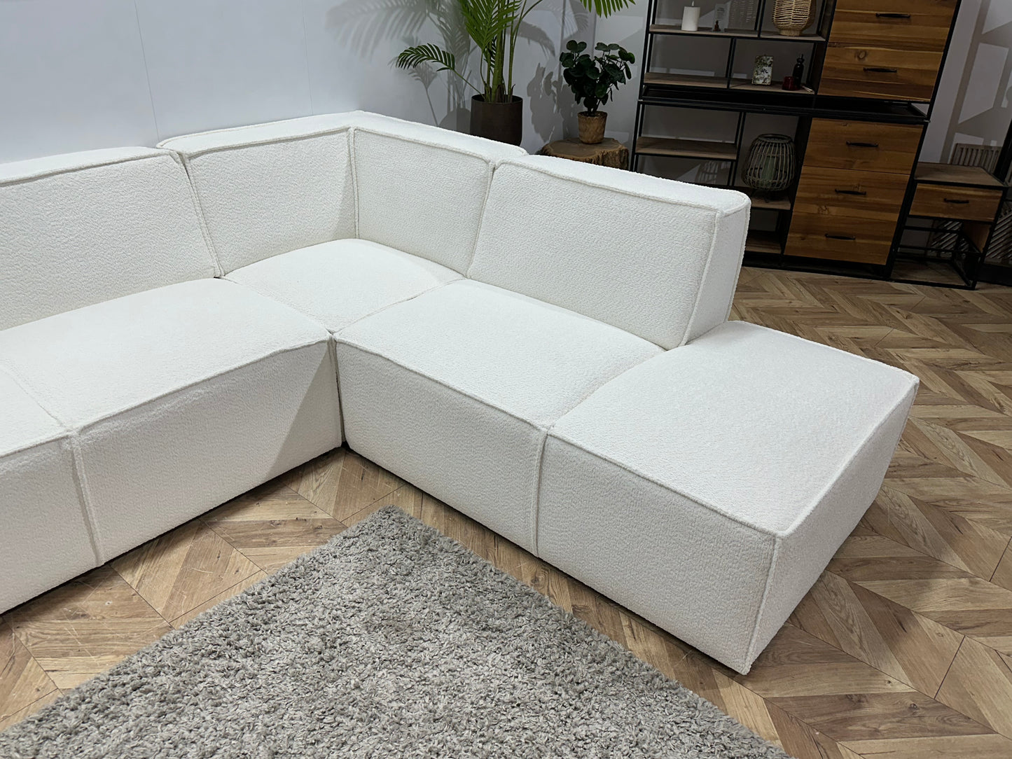 !Showroommodel! Witte Ribstof Hoekbank ~ Vaste kussens