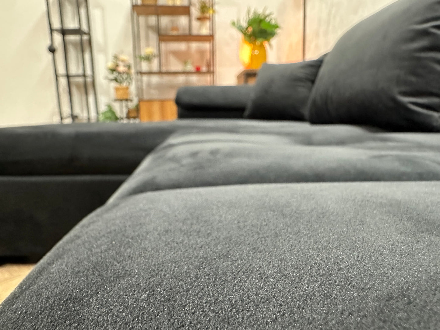 !Showroommodel! Zwarte Velvet U Bank