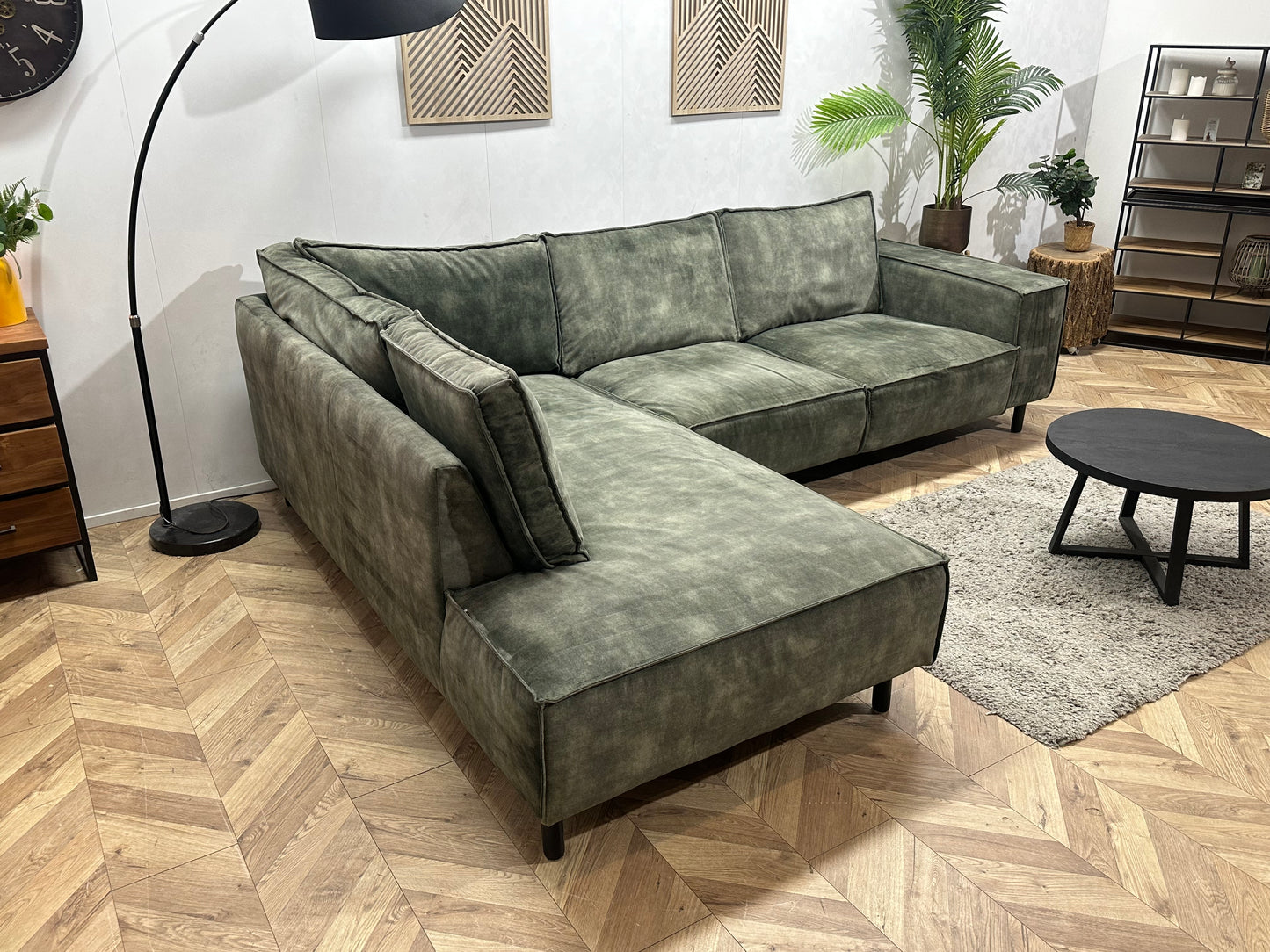 Groene Velvet Hoekbank ~ Losse Rugkussens Met Afneembare Hoezen