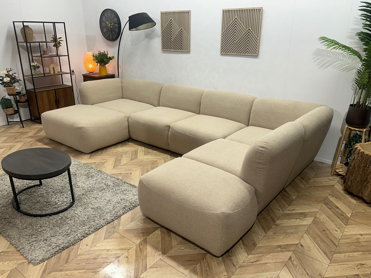 !Showroommodel! Beige Bouclé Stoffen U Bank