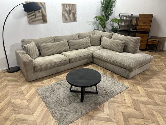Beige Ribstof Hoekbank ~ Losse Kussens Met Afneembare Hoezen