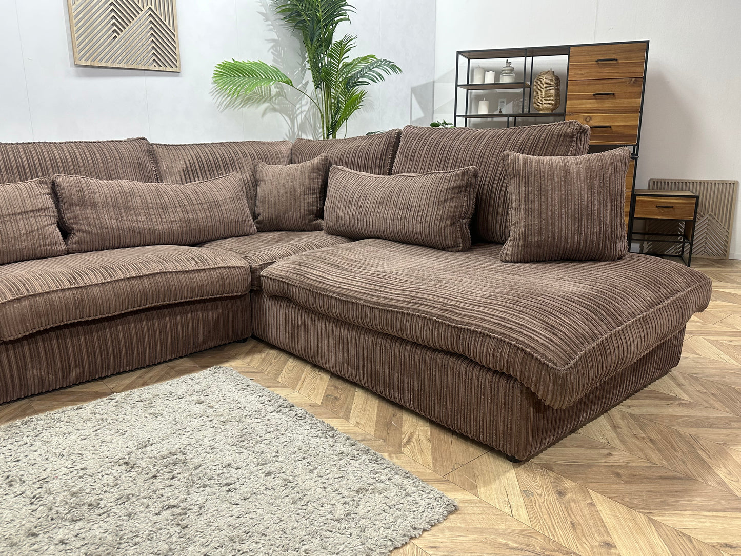 Bruine Ribstof Hoekbank ~ Losse Kussens Met Afneembare Hoezen