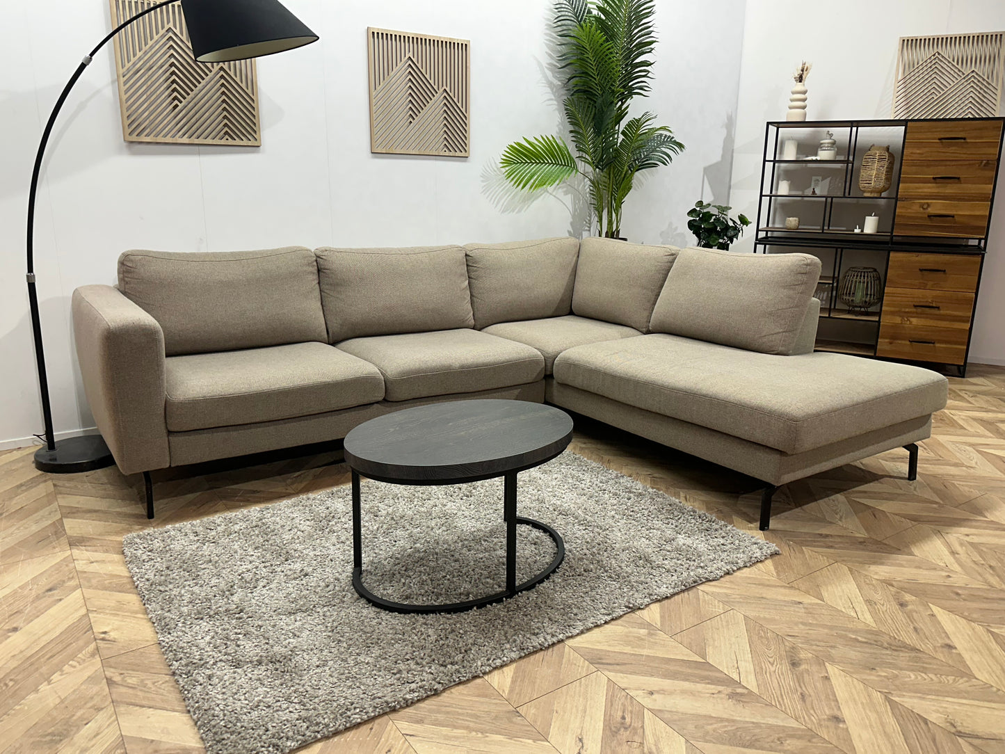 Beige/Grijze Hoekbank ~ Losse Kussens Met Afneembare Hoezen