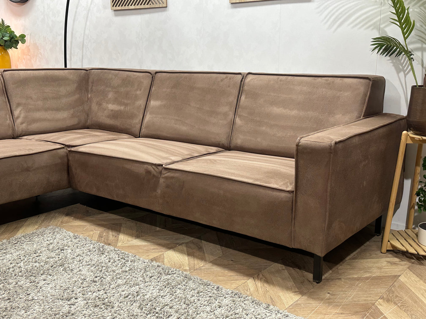 Bruine Suède Stoffen Hoekbank ~ Vaste Kussens