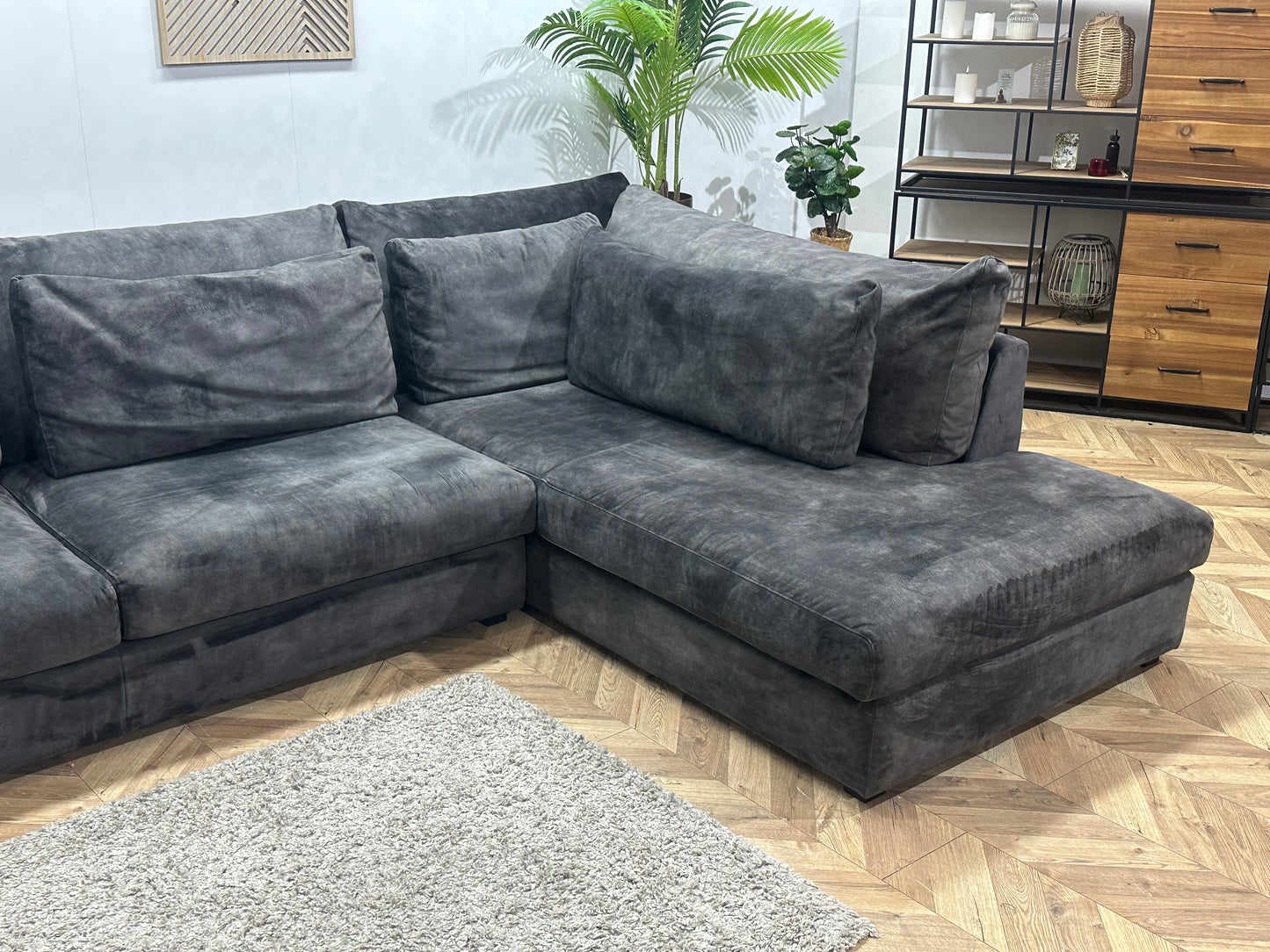 Antraciet Velvet Hoekbank ~ Losse Kussens Met Afneembare Hoezen