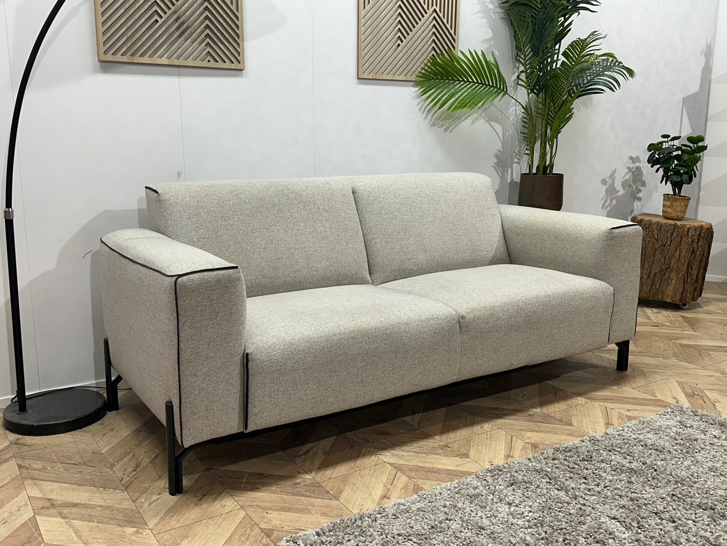 Xooon Licht Grijze 2.5-Zits Bank ~ Vaste Kussens