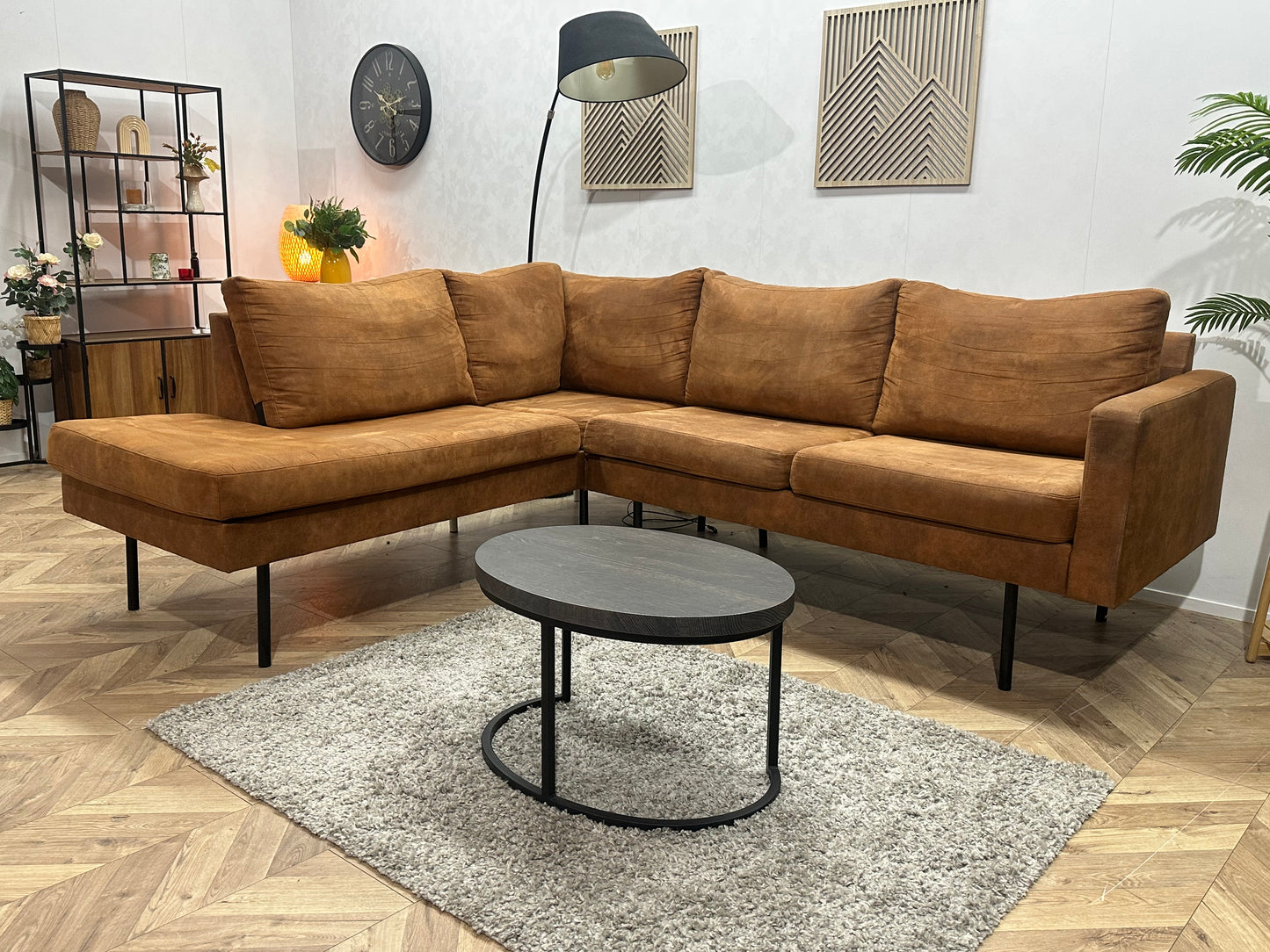 Cognac Bruine Suede Stoffen Hoekbank ~ Losse Kussens Met Afneembare Hoezen