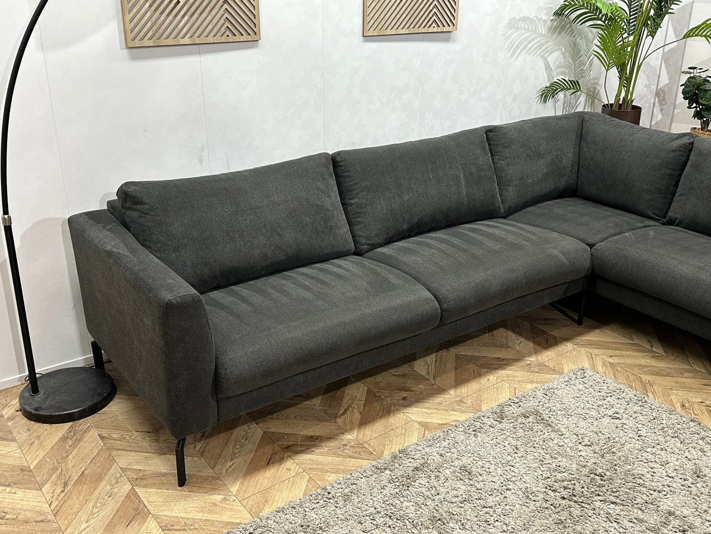 Antraciet Suède Stoffen Hoekbank ~ Losse Rugkussens Met Afneembare Hoezen