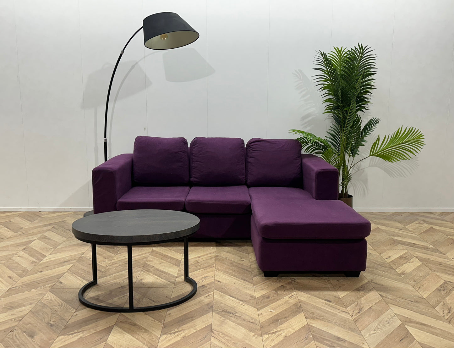 Paarse Hoekbank ~ Losse Kussens Met Afneembare Hoezen