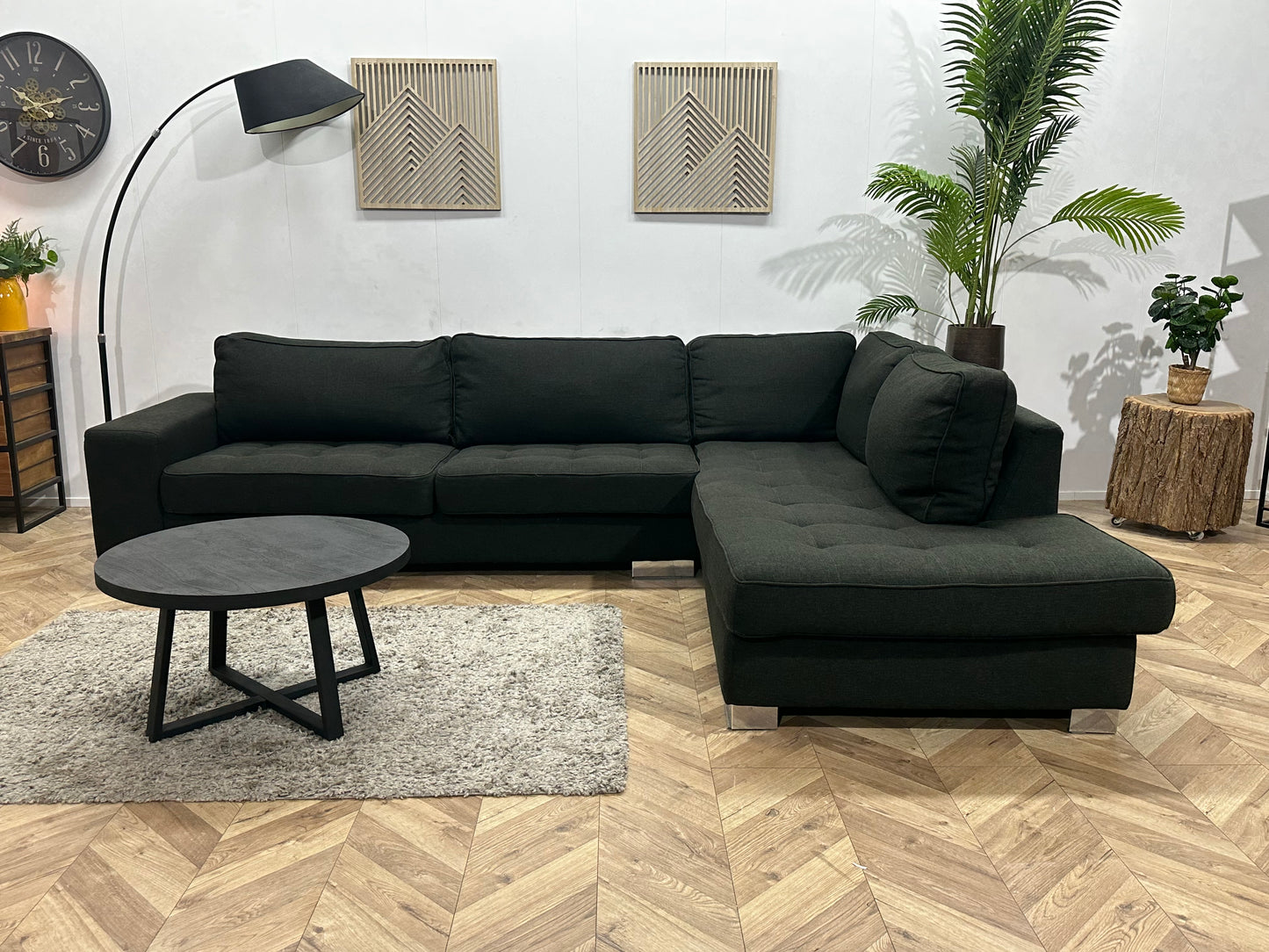 Zwarte Hoekbank ~ Losse Kussens Met Afneembare Hoezen