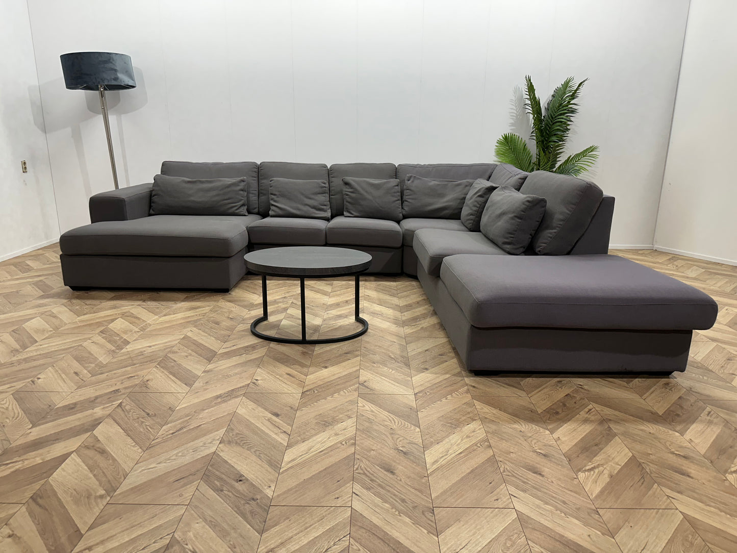 Ruime Grijze U Bank ~ Losse Kussens Met Afneembare Hoezen