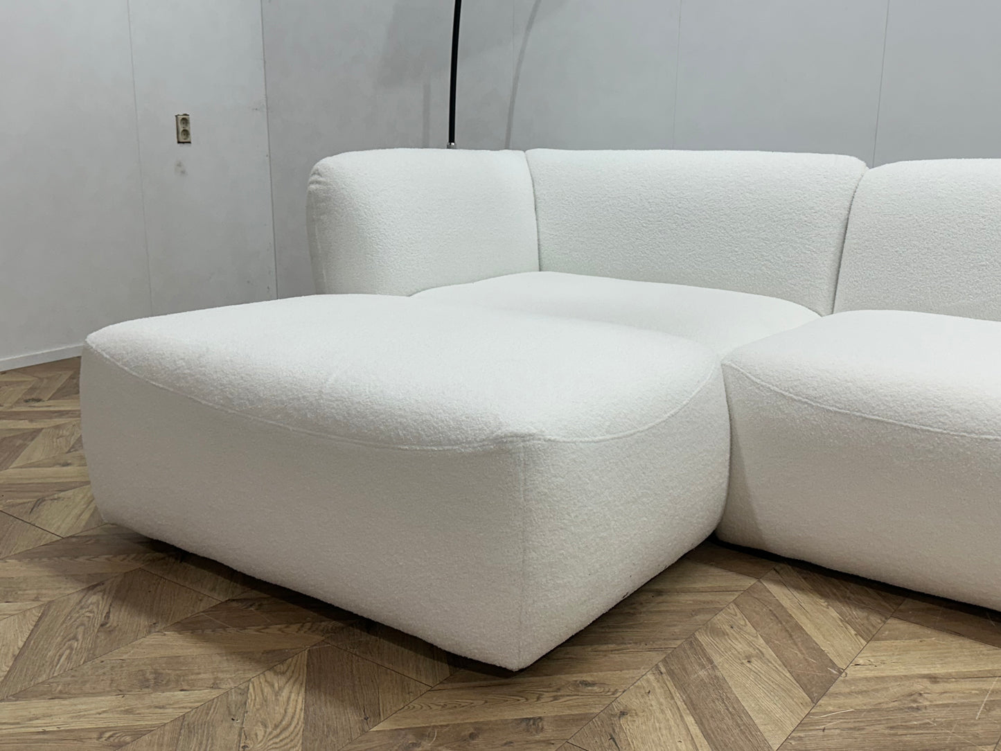 !Showroommodel! Witte Bouclé U Bank