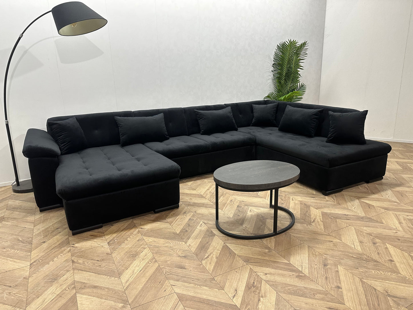 !Showroommodel! Zwart Velvet U Bank