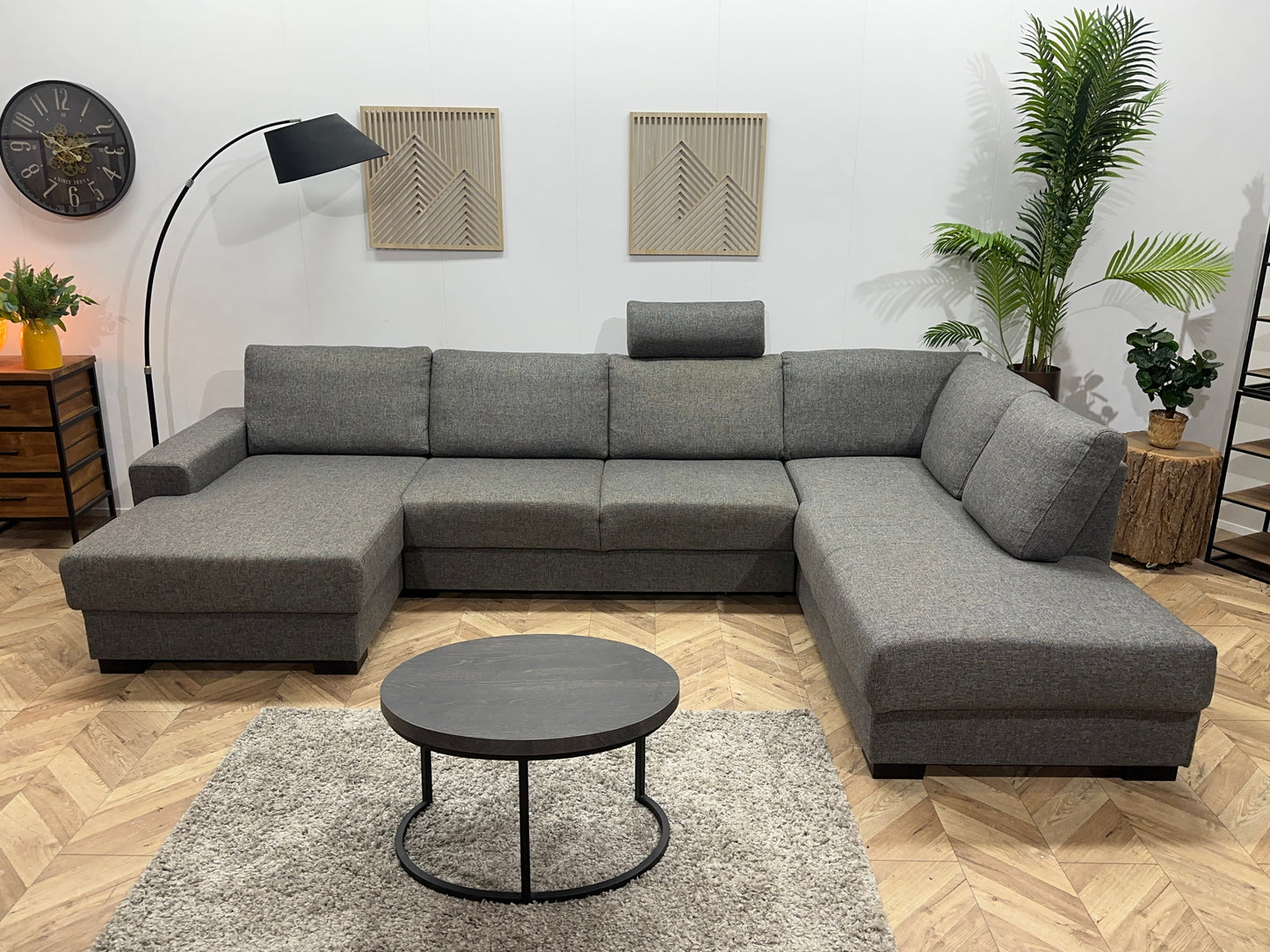 Grijze U Bank ~ Losse Rugkussens Met Afneembare Hoezen