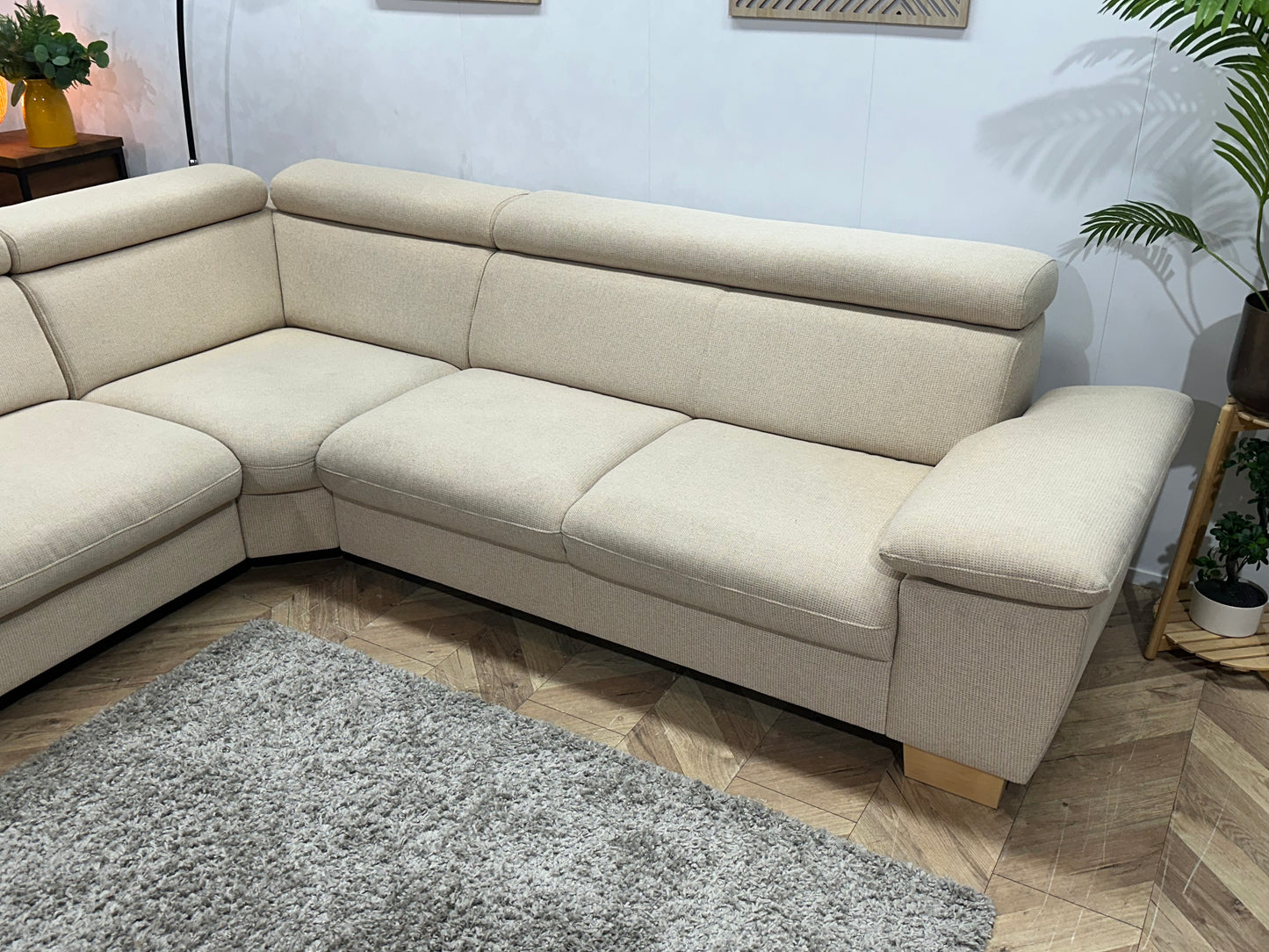 Crème Hoekbank ~ Verstelbare Arm/Hoofdsteunen