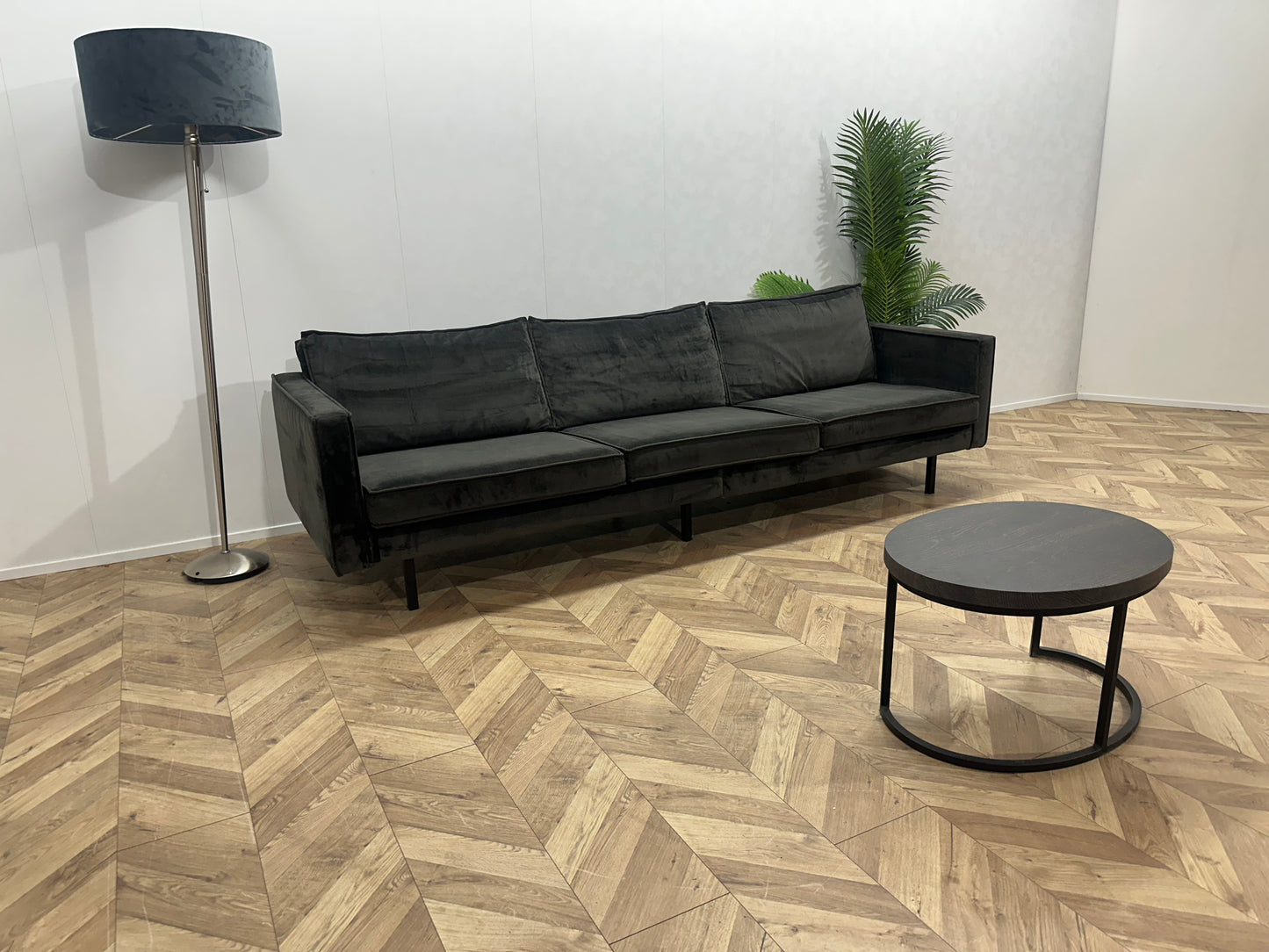 Antraciet Velvet 3-Zits Bank ~ Nieuwstaat