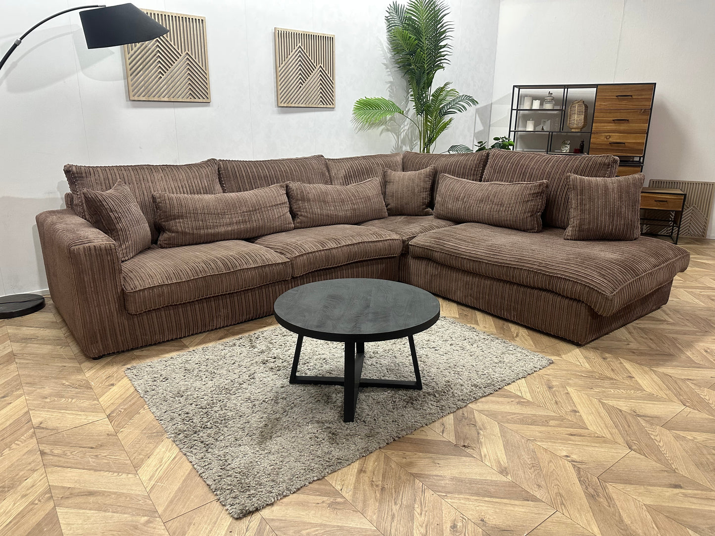 Bruine Ribstof Hoekbank ~ Losse Kussens Met Afneembare Hoezen