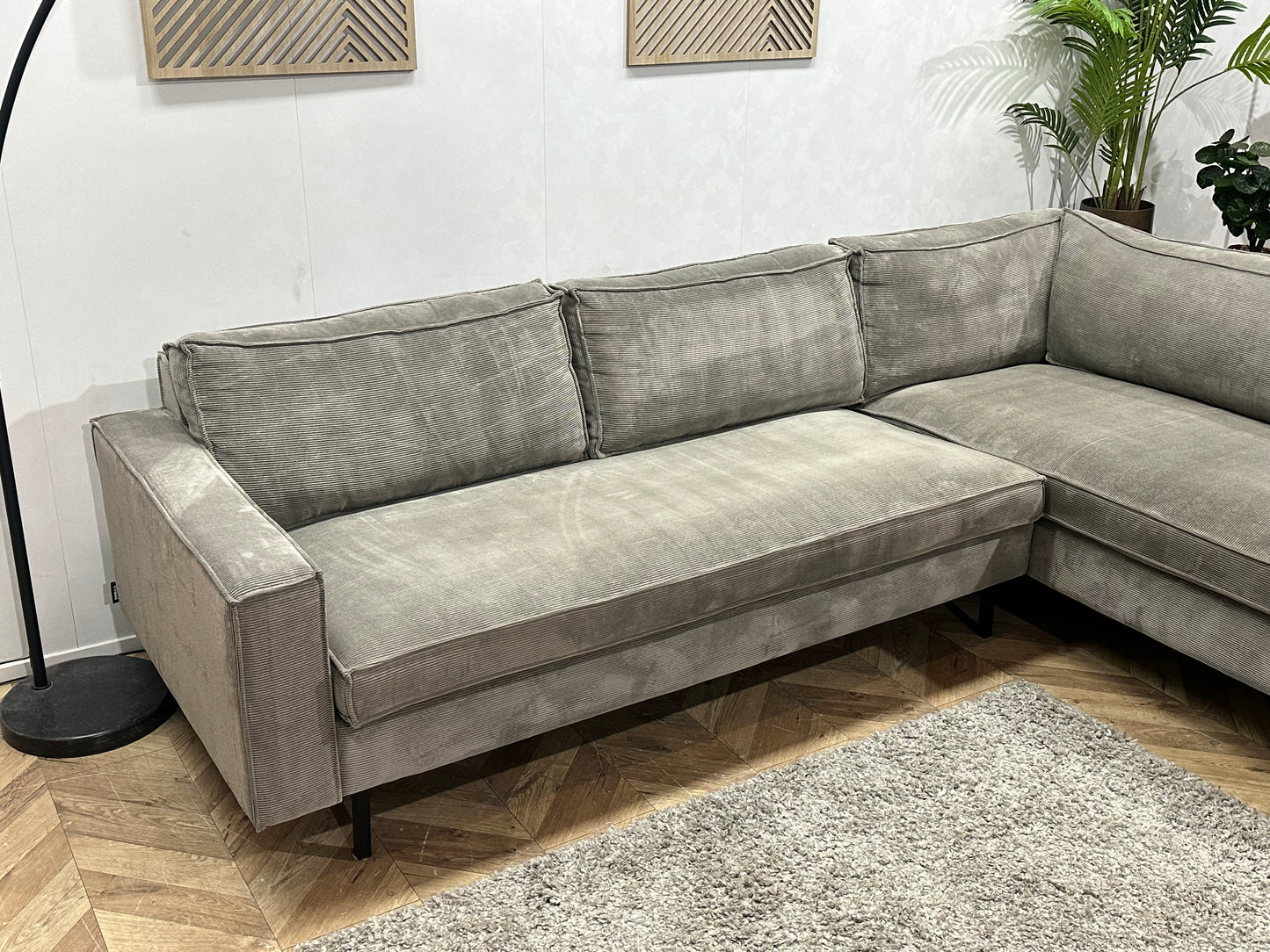 Woood Licht Grijze Ribstof Hoekbank ~ Losse Kussens Met Afneembare Hoezen