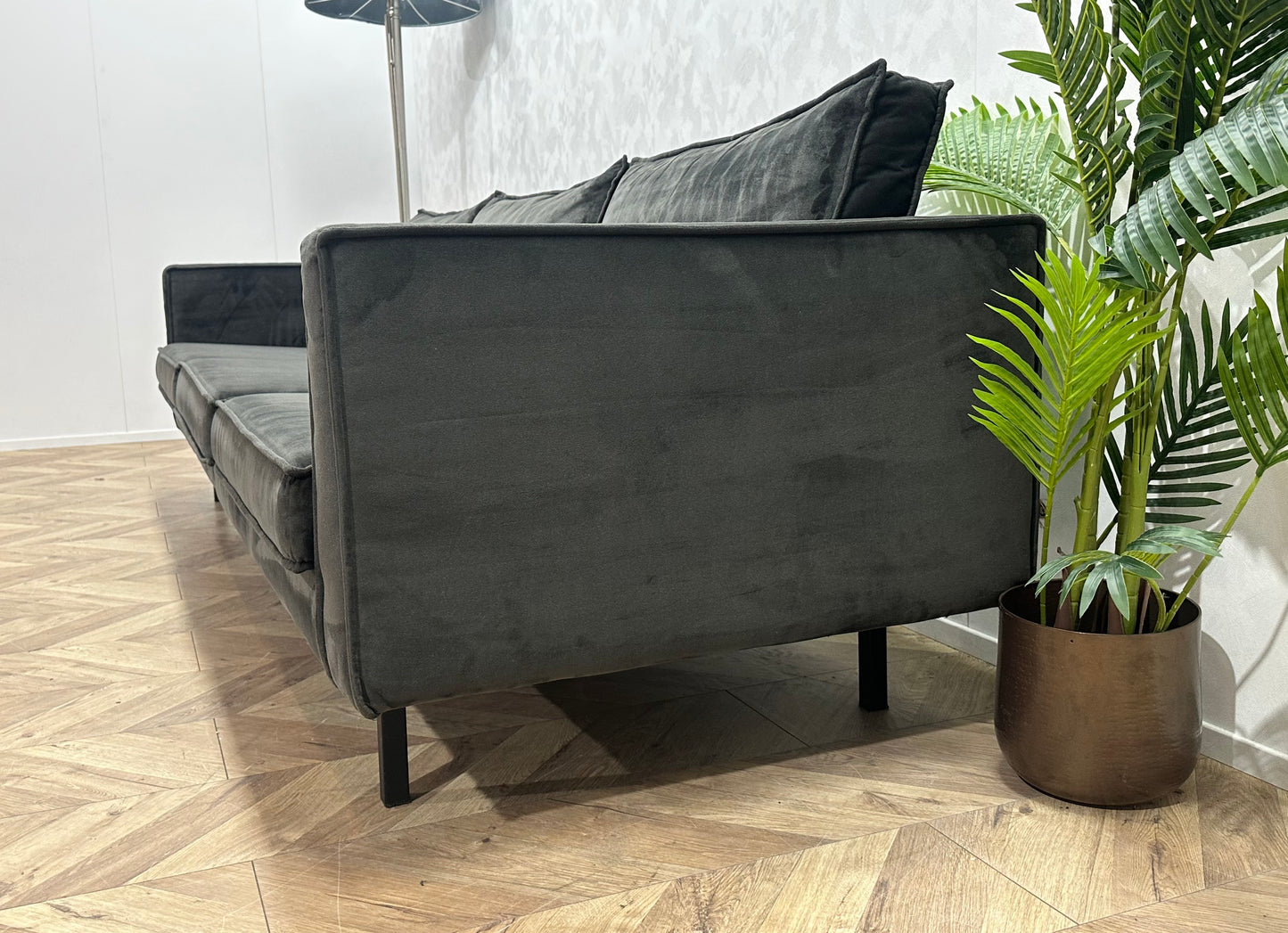 Antraciet Velvet 3-Zits Bank ~ Nieuwstaat