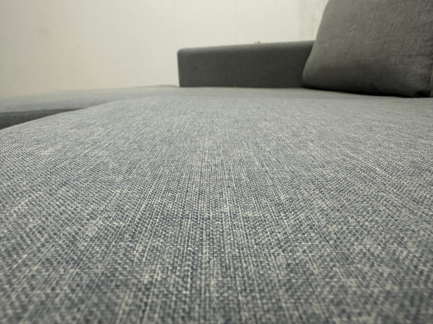 Licht Grijze Hoekbank ~ Losse Kussens Met Afneembare Hoezen