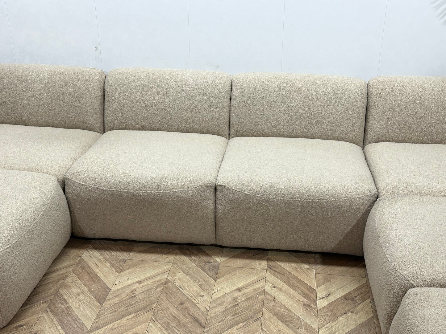 !Showroommodel! Beige Bouclé U Bank