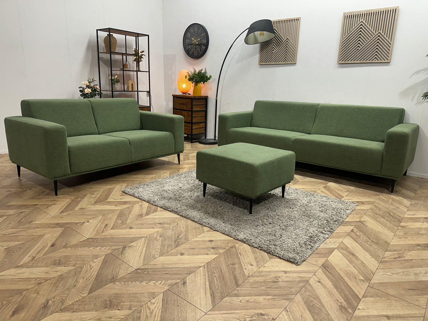 Goossens Groene Stoffen Banken Set Incl Hocker ~ Nieuwstaat