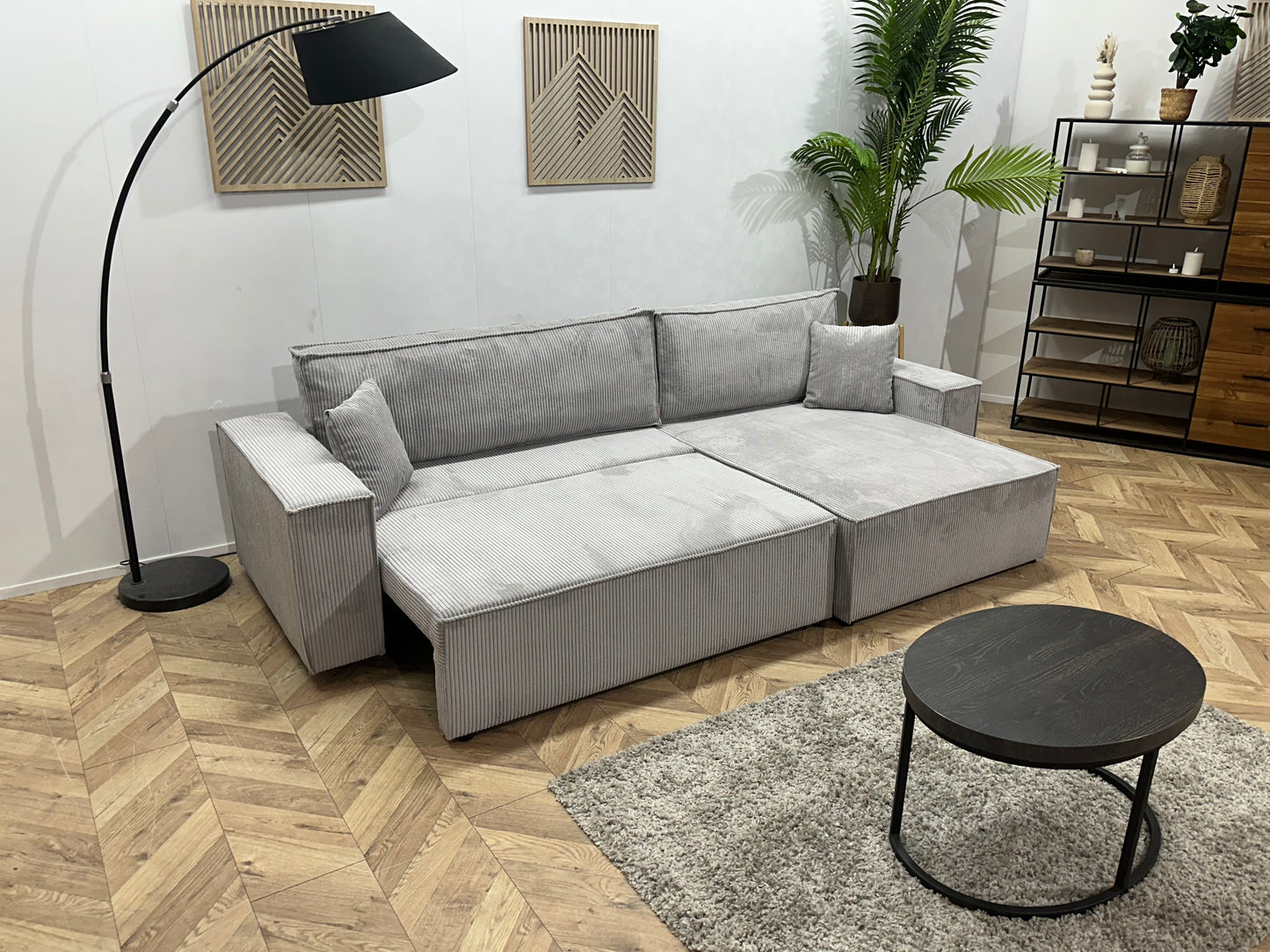 !Showroommodel! Licht Grijze Ribstof Hoekbank