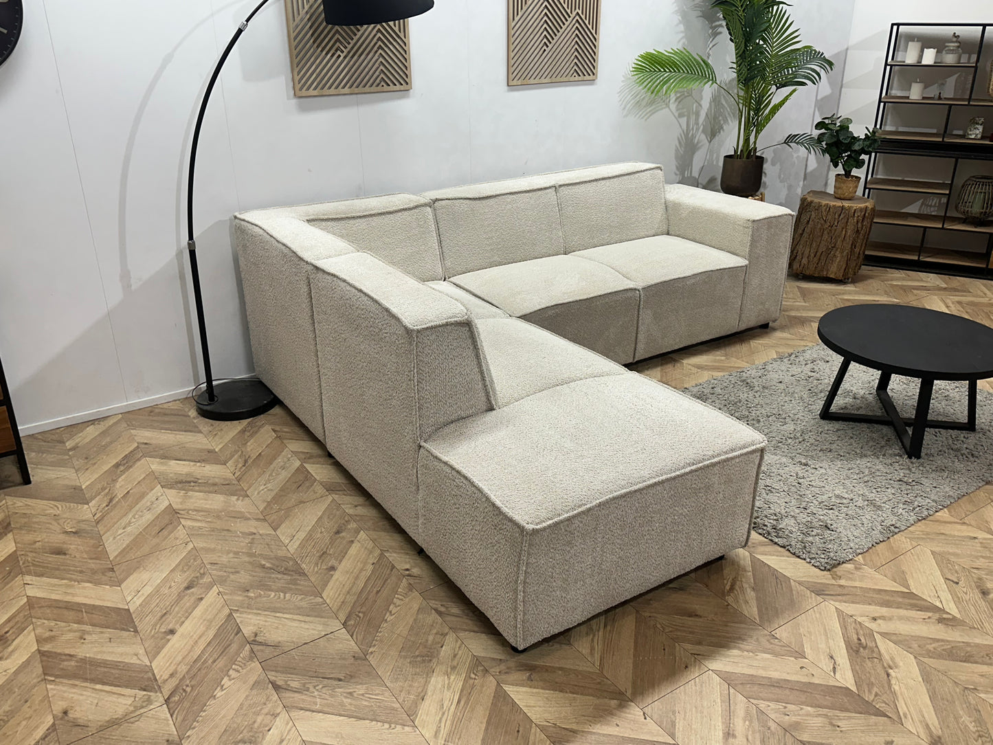 !Showroommodel! Witte Bouclé Stoffen Hoekbank