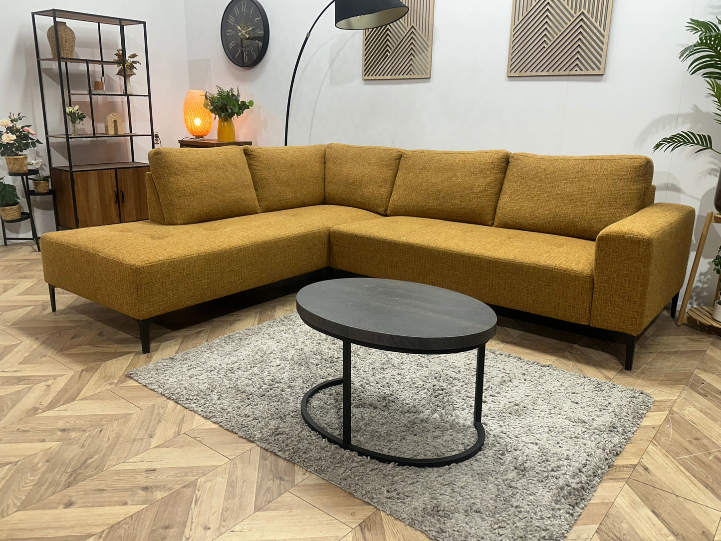 Gele Hoekbank ~ Losse Rugkussens Met Afneembare Hoezen