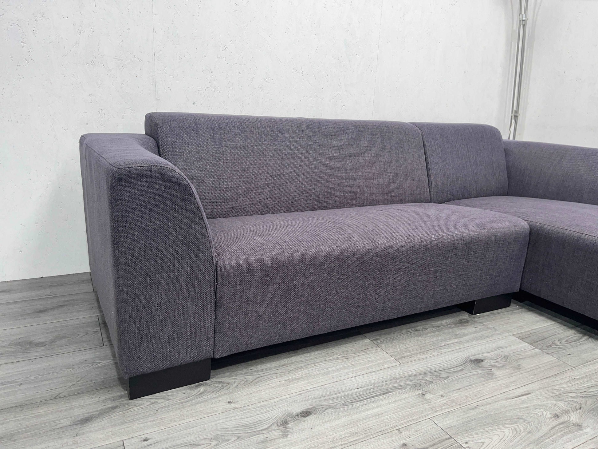 Grijze Hoekbank ~ Vaste Kussens