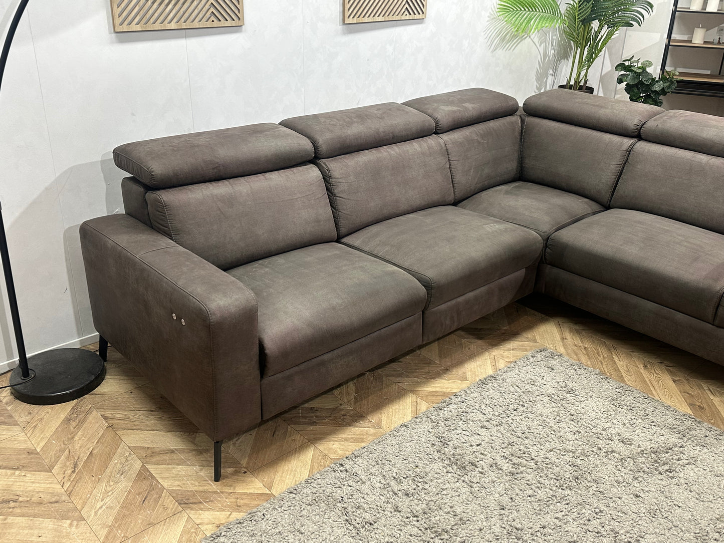 H&H Bruine Suède Stoffen Hoekbank ~ Relaxfunctie