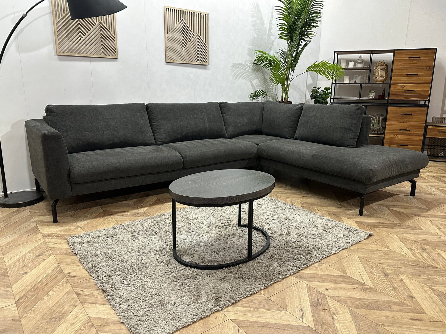 Antraciet Suède Stoffen Hoekbank ~ Losse Rugkussens Met Afneembare Hoezen