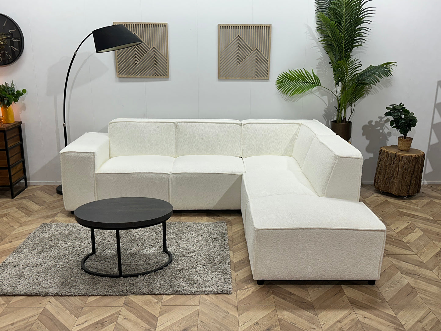 !Showroommodel! Witte Bouclé Stoffen Hoekbank