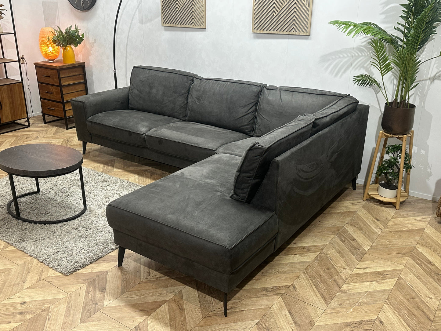 Antraciet Suède Stoffen Hoekbank ~ Losse Rugkussens Met Afneembare Hoezen