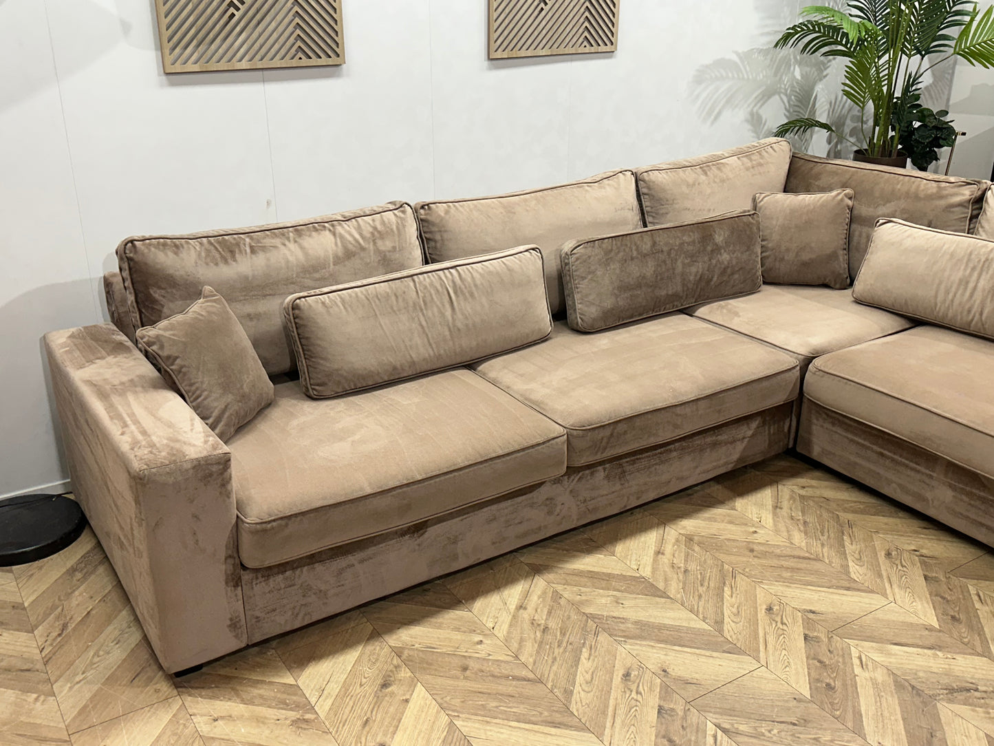 Licht Bruine Velvet Hoekbank ~ Losse Kussens Met Afneembare Hoezen