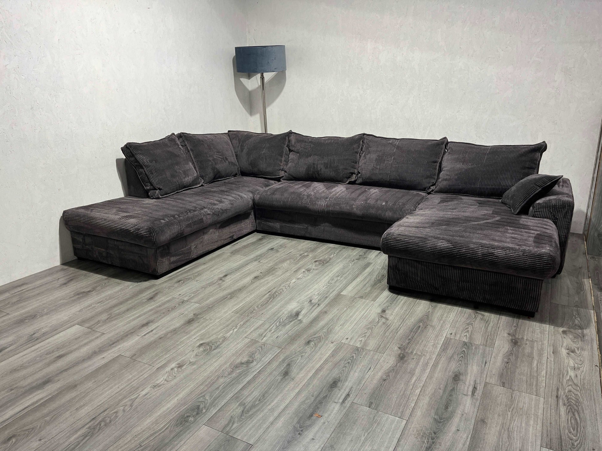 Antraciet Ribstof U Bank ~ Nieuwstaat