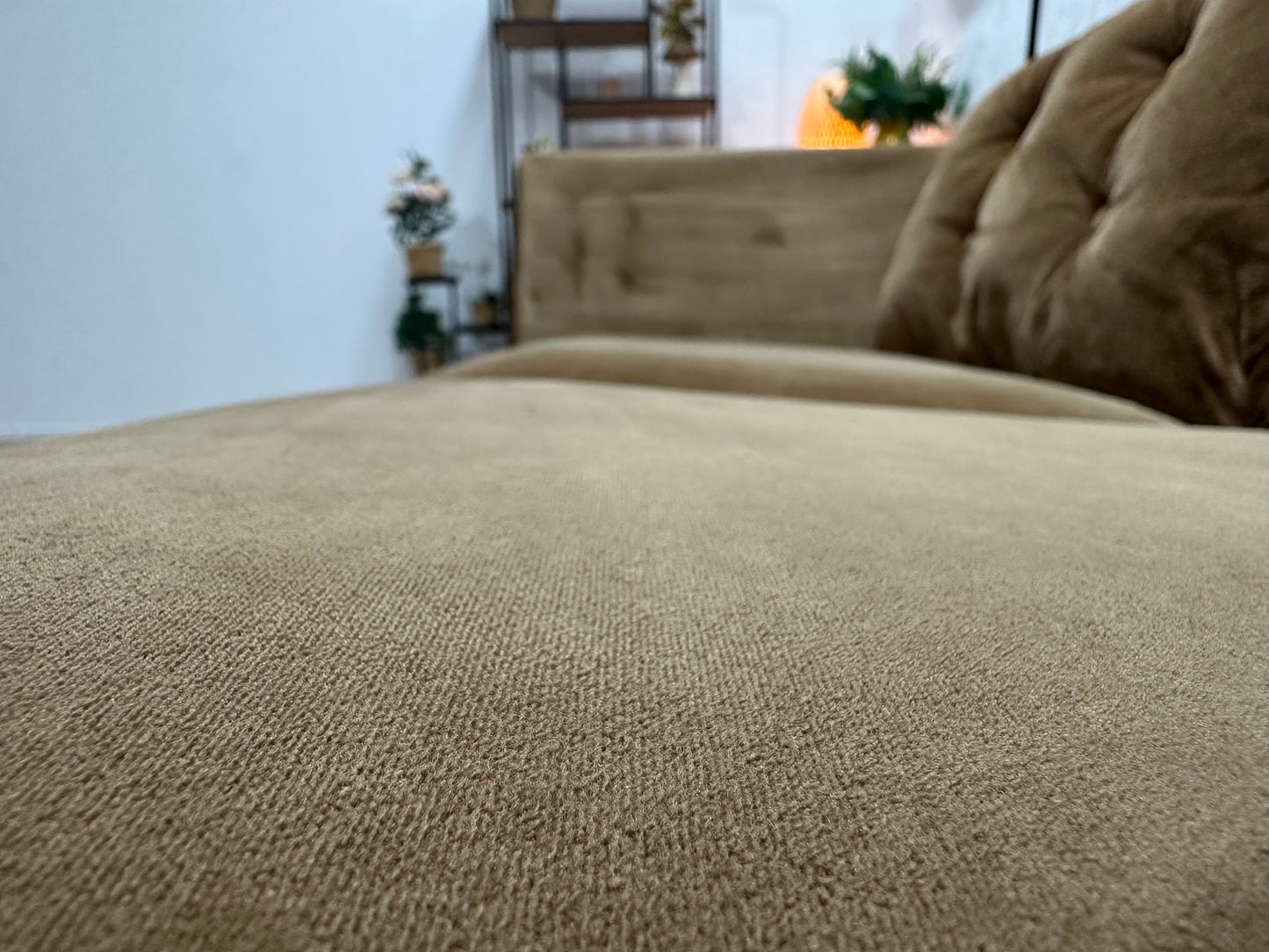 Licht Bruine Velvet Ruime 2.5-Zits Bank ~ Losse Kussens Met Afneembare Hoezen