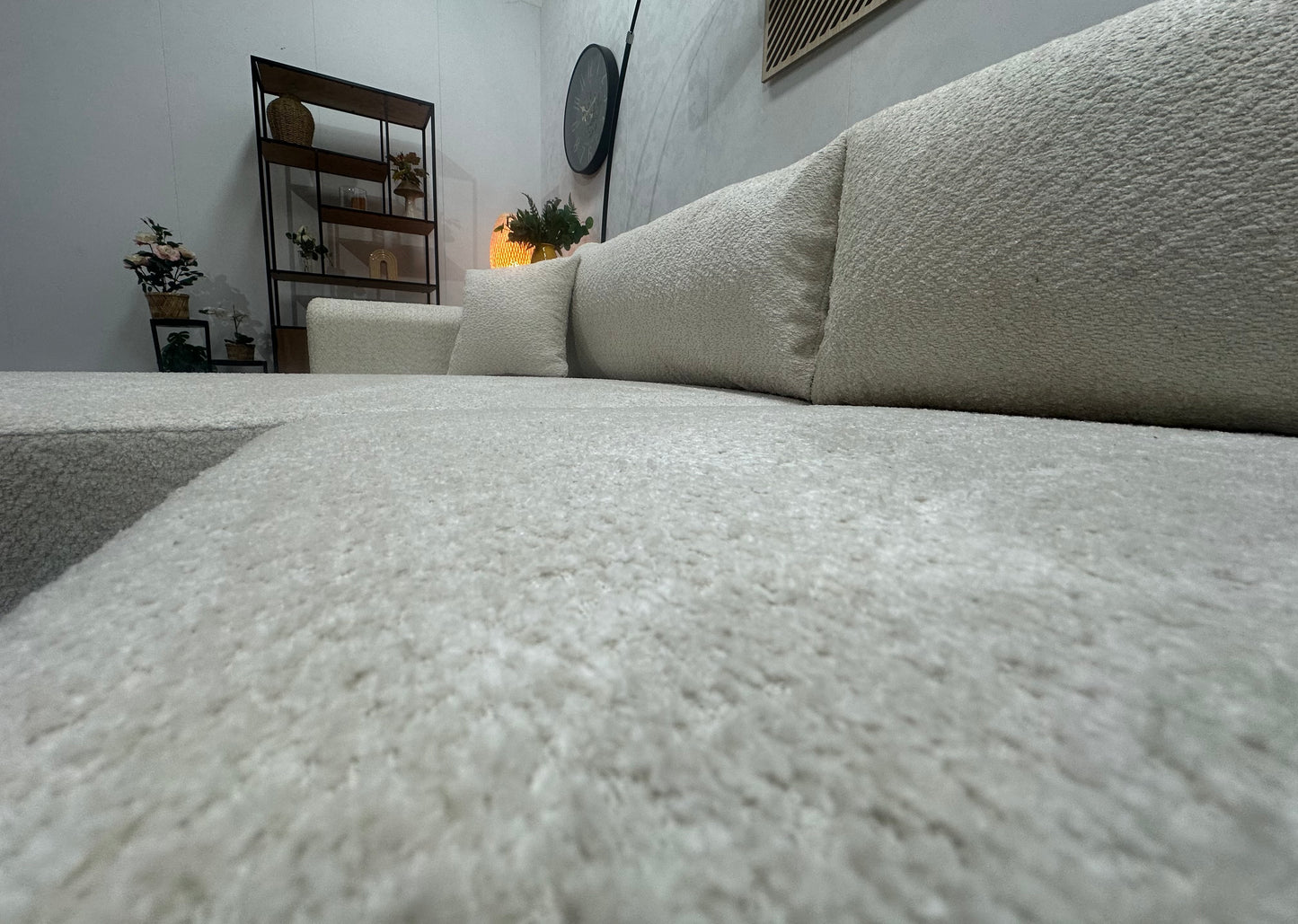 !Showroommodel! Witte Bouclé Hoekbank