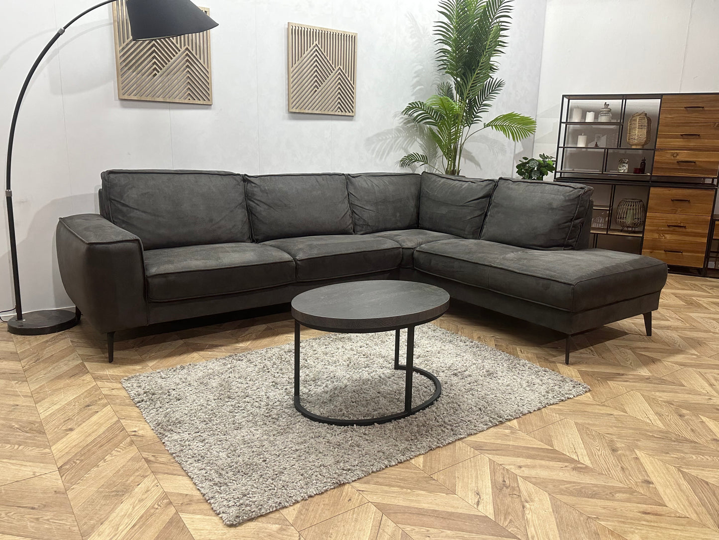 Antraciet Suède Stoffen Hoekbank ~ Losse Rugkussens Met Afneembare Hoezen