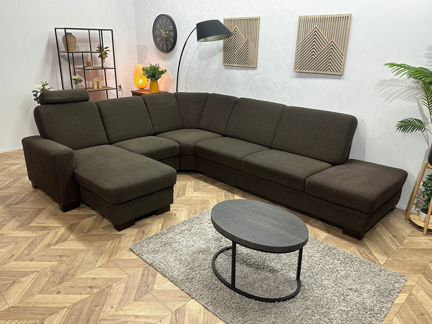 Bruine U Bank ~ Vaste Kussens